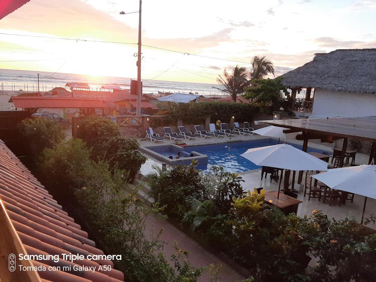 Hotel La Vista Canoa Exterior photo